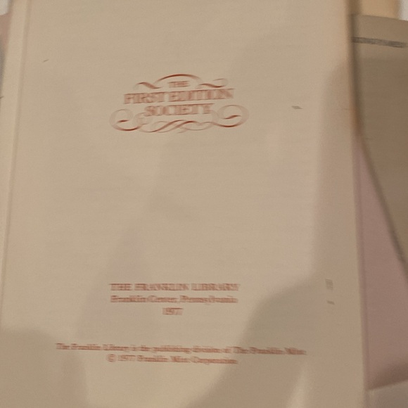 Vintage Lot of 21 “Notes from the Editor,” booklets - Picture 7 of 7